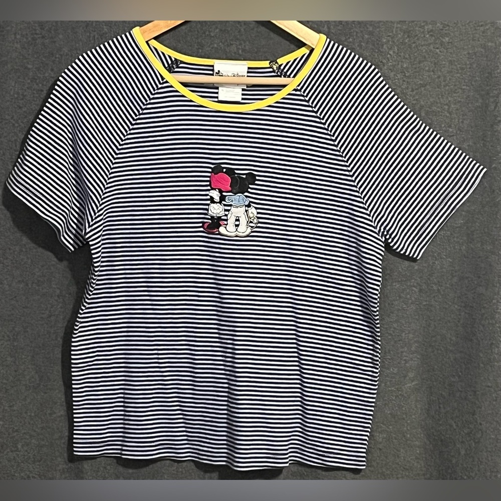 Vintage Walt Disney World Mickey and Minnie Embroiderd Striped Shirt XL